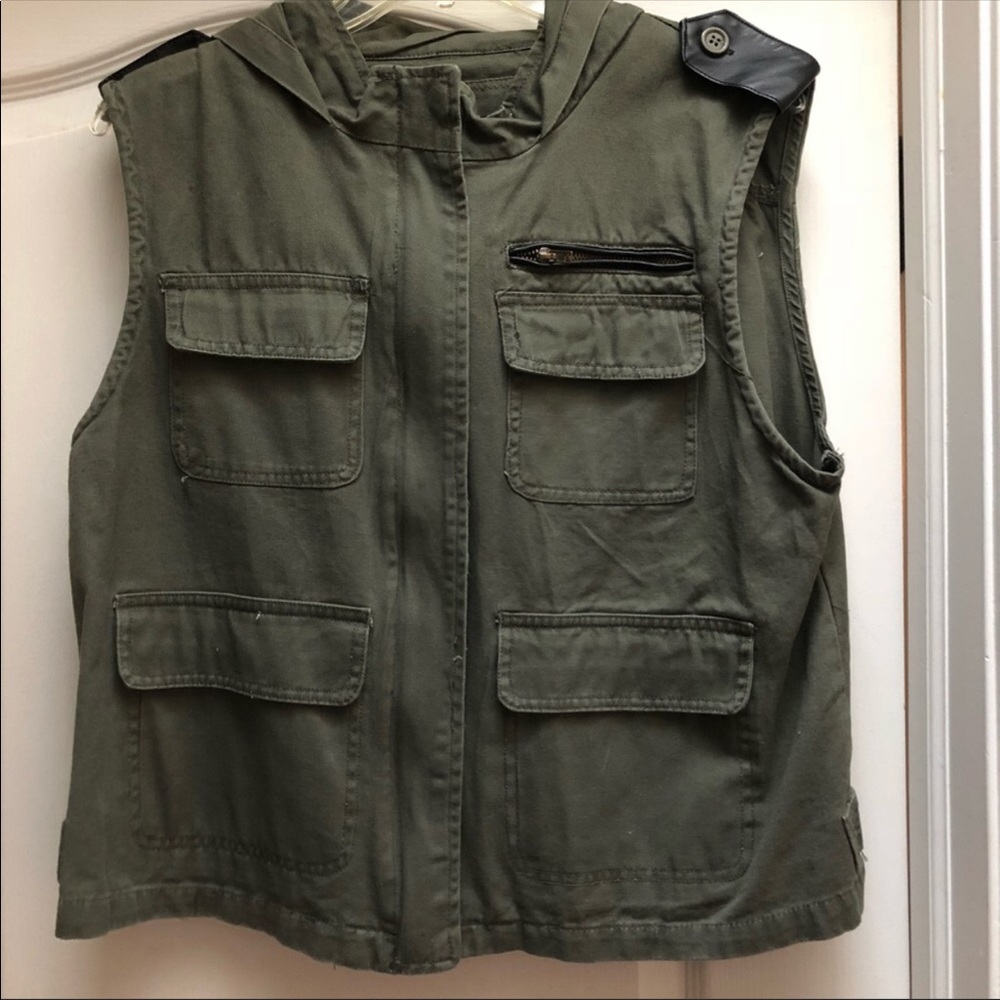 Army green Vest